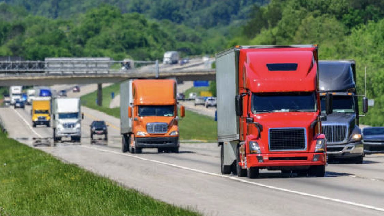 Can Trucks Drive in the Left Lane in Texas?